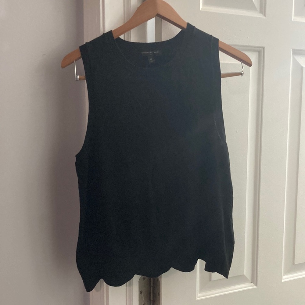 Banana Republic medium top black